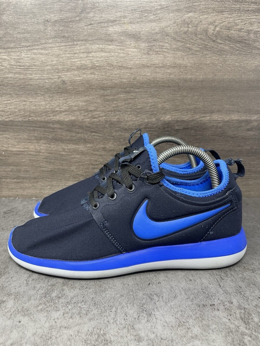 Nike Roshe Two GS Kids Size 6Y Obsidian Blue Racer Blue Sneakers 844653-400